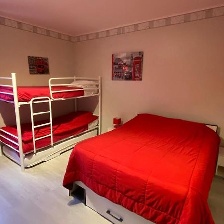 Hotel Le Bambi Baume-les-Dames Ngoại thất bức ảnh