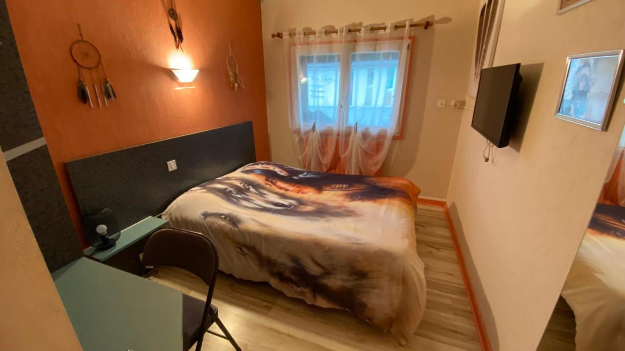 Hotel Le Bambi Baume-les-Dames Ngoại thất bức ảnh